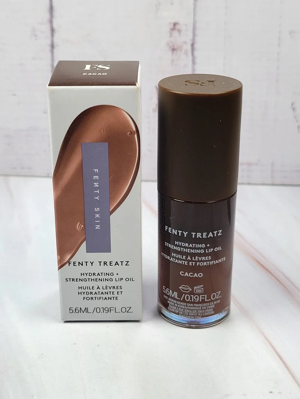 Fenty Treatz Hydrating and Strengthening Lip Oil in Cacao BNIB